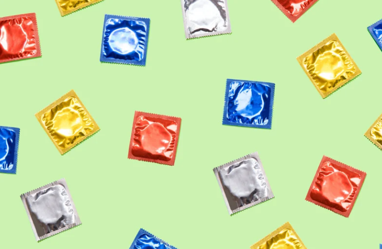 can-mouth-ulcers-be-passed-to-genitals-through-oral-sex